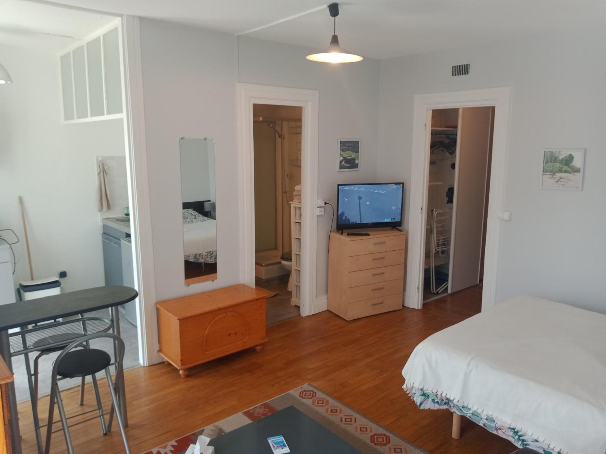 Appartement Perret 105 Rue Victor Hugo, Lumineux, Plein Centre, Parking Prive Arrivee Autonome Tout A Pied Χάβρη Εξωτερικό φωτογραφία